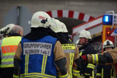 Aixheim: Verkehrsunfall mit einer Eingeklemmten Person 
